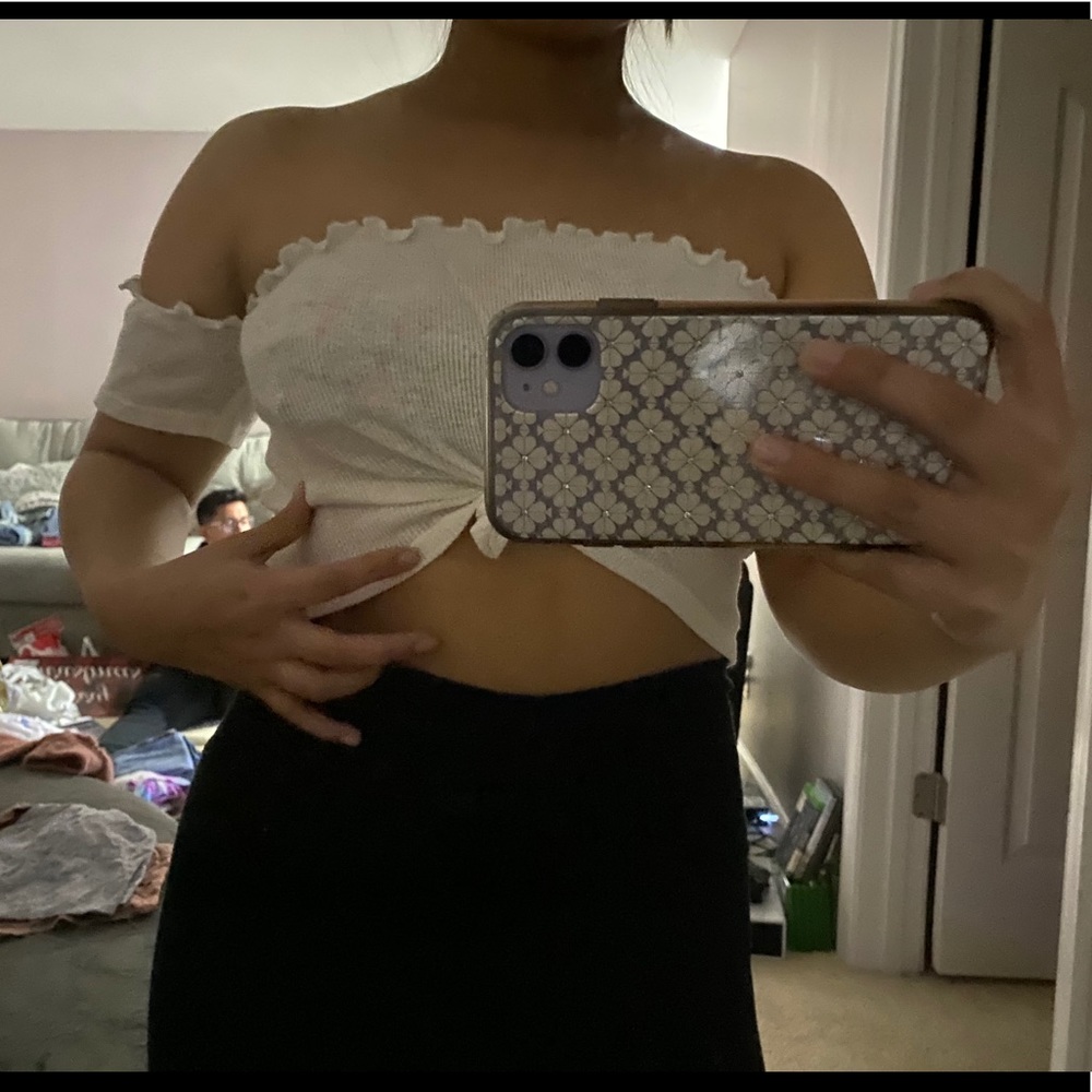 White off the shoulder crop top